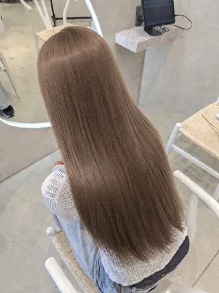 ロング カラー 古屋 美春のヘアスタイル