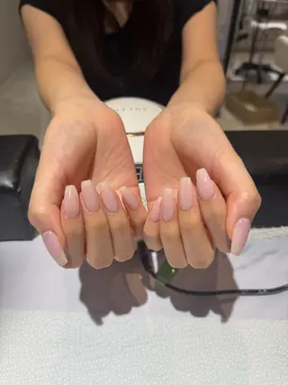 ネイル ナナ1級ネイリスト✨ PEEKABOOのネイルデザイン