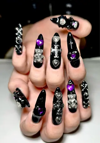 ネイル Liennail 持込デザインやり放題のネイルデザイン