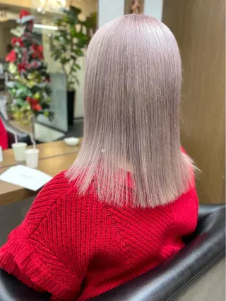 カラー yasuハイトーン/ デザインカラーのヘアスタイル
