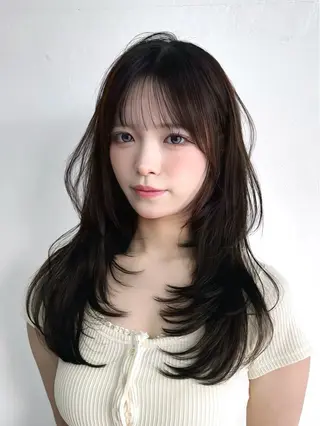 ロング けんけん cachecacheのヘアスタイル