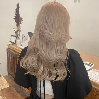 カラー °ʚ なじゅ ɞ° Defi梅田のヘアスタイル