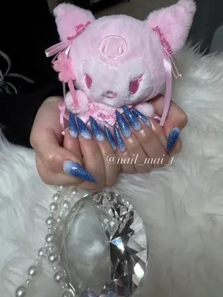 ネイル ꕤ︎︎牧野 麻衣ꕤ︎︎のネイルデザイン