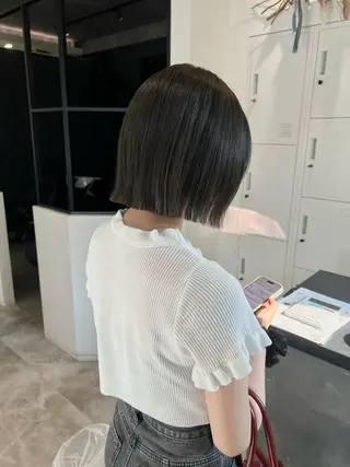 ショート カラー 黒阪 なみのヘアスタイル