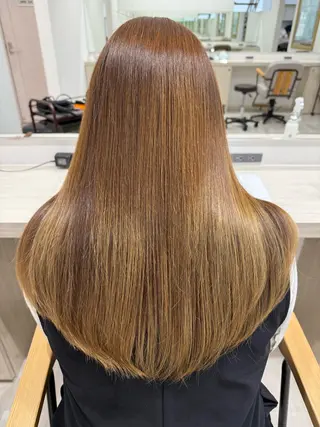 ロング カラー 安田 里奈のヘアスタイル