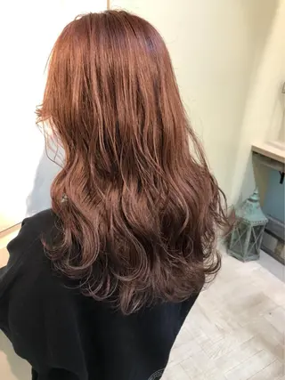 ロング Zina 渋谷のヘアスタイル