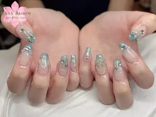 ネイル Hana Bloom Nail💜Akiのネイルデザイン