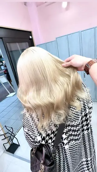 ロング カラー 町田ブリーチ特化 MANATOのヘアスタイル
