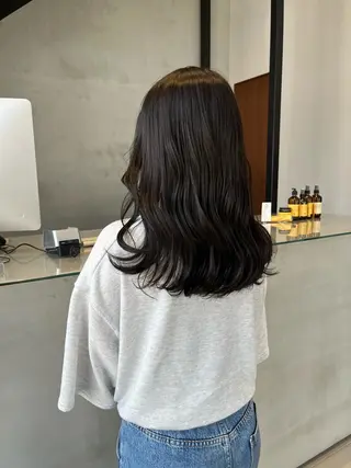 ロング 林 美優のヘアスタイル