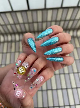 ネイル Y aikaのネイルデザイン