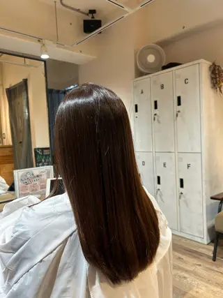 ロング e.m. マヒロのヘアスタイル