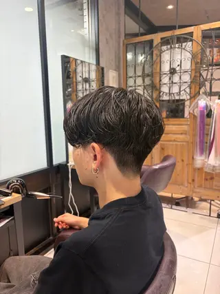 パーマ メンズ 🎀ིྀ韓国風 艶カラー🤍ྀི小澤のヘアスタイル