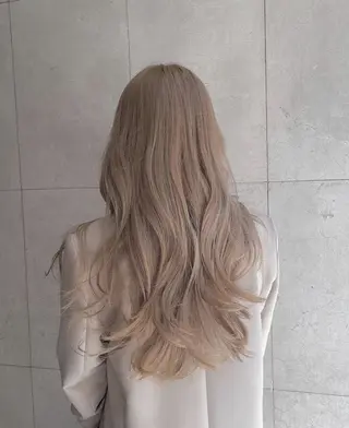 ロング 🦋高屋敷陸🦋 レイヤー/ハイトーンのヘアスタイル