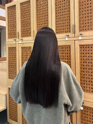 カラー KOYUKI⛄️ [大阪美容室]🚏のヘアスタイル