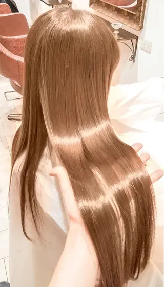 セミロング カラー 新宿メンズパーマ特化 メンズバレイヤージュのヘアスタイル