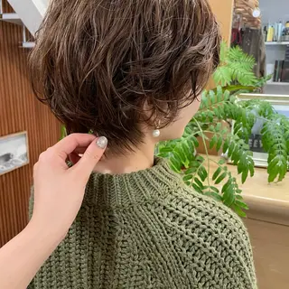 ショート カラー パーマ 🍊mai🍊 似合わせスタイル🌿のヘアスタイル