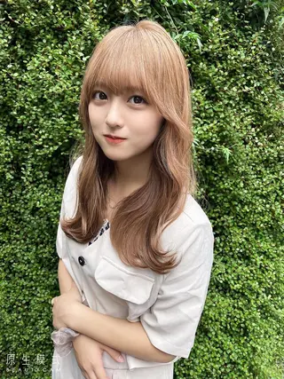 セミロング カラー 髪質改善 makiuchiのヘアスタイル