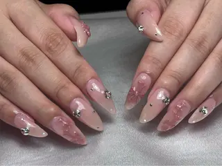 ロング Nailsalon Puttiのネイルデザイン