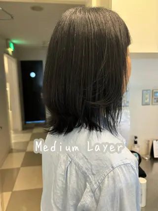ミディアム 五十嵐 未悠のヘアスタイル