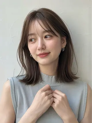 ミディアム LITTLE CLOSETのヘアスタイル