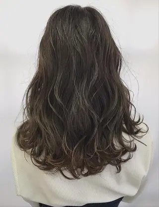 セミロング カラー lani ブリーチ /ダブルカラーのヘアスタイル