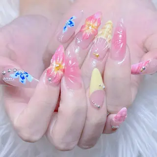 ネイル anh nail anne🤍のネイルデザイン