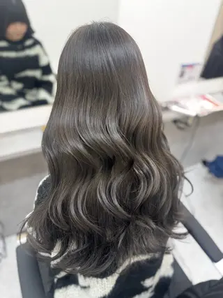 ロング ハイトーン/レイヤー 五島桜樫のヘアスタイル