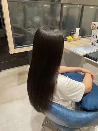 ロング 加藤 菜月のヘアスタイル