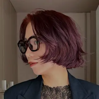 ショート カラー Akari暖色カラー /レイヤーカットのヘアスタイル