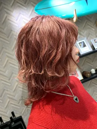 セミロング カラー 🇺🇸龍ヶ崎ブリ ーチカラー🌴政野のヘアスタイル