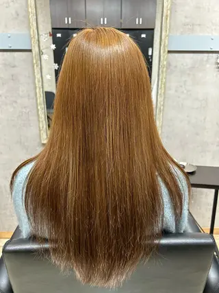ロング カラー 青柳 若奈のヘアスタイル