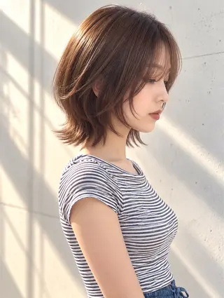 ミディアム ボブウルフ/ レイヤーKOUGAのヘアスタイル