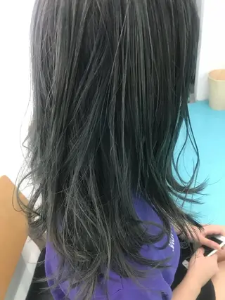 カラー 💓パーマ，💗 レイヤーカットのヘアスタイル