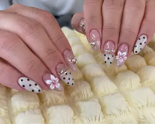 ネイル 小倉 梨衣那のネイルデザイン