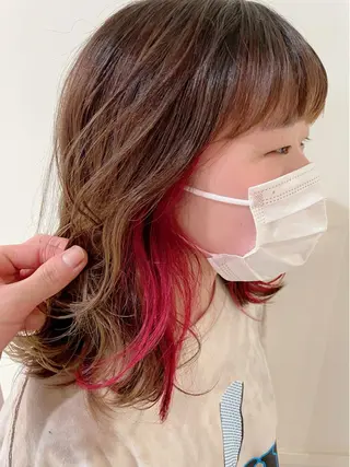 カラー 《インナーカラー》 YAMADAのヘアスタイル