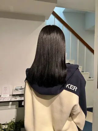 セミロング カラー ムラコシヒカリ lapenseeのヘアスタイル