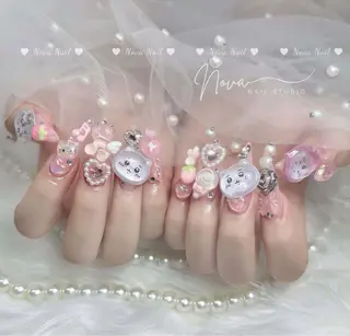 ネイル Luna Nail.Novaのネイルデザイン