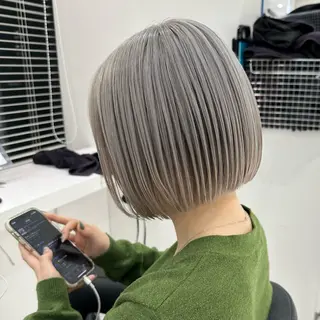 ショート カラー ヘアアレンジ 縮毛矯正🤍 ボブ/ HIKARIのヘアスタイル