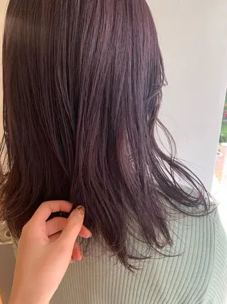 ミディアム カラー yupi🐈⬛ レイヤー/パーマのヘアスタイル