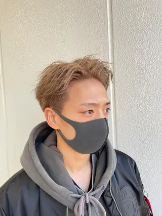 ショート カラー ヘアアレンジ メンズ 艶カラー✨縮毛矯正✨ 翁長孝輔のヘアスタイル