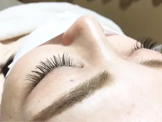 ミディアム カラー パーマ ヘアアレンジ メンズ キッズ ネイル マツエク・マツパ brille ~eyelash~のヘアスタイル