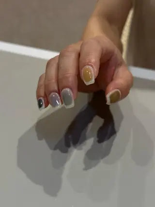ショート カラー ネイル マツエク・マツパ アイブロウ ar. harajukuのネイルデザイン