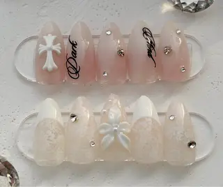ネイル めぐ 💫ワンホンネイルのネイルデザイン