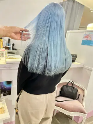 ロング Lit.豊橋 夏目のヘアスタイル