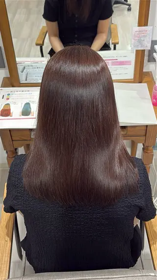 セミロング カラー 🫧おおにし みか🫧のヘアスタイル