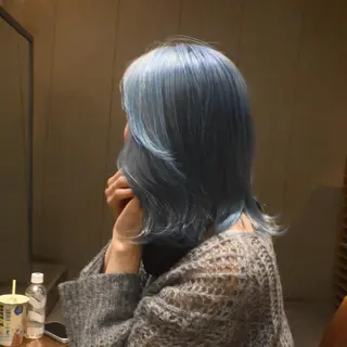 ミディアム カラー ヘアアレンジ 🤍ハイトーン/デザ インカラーまりん🤍のヘアスタイル