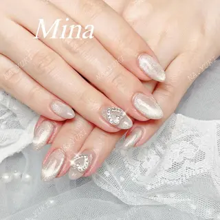 ネイル 🦋 Queenieのネイルデザイン