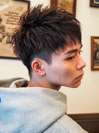 ショート パーマ ヘアアレンジ メンズ barber shopのヘアスタイル