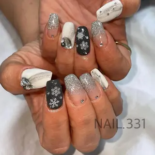ネイル Nail 331のネイルデザイン