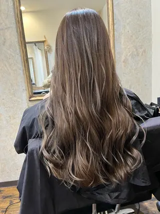 ロング Tsuyoki .のヘアスタイル